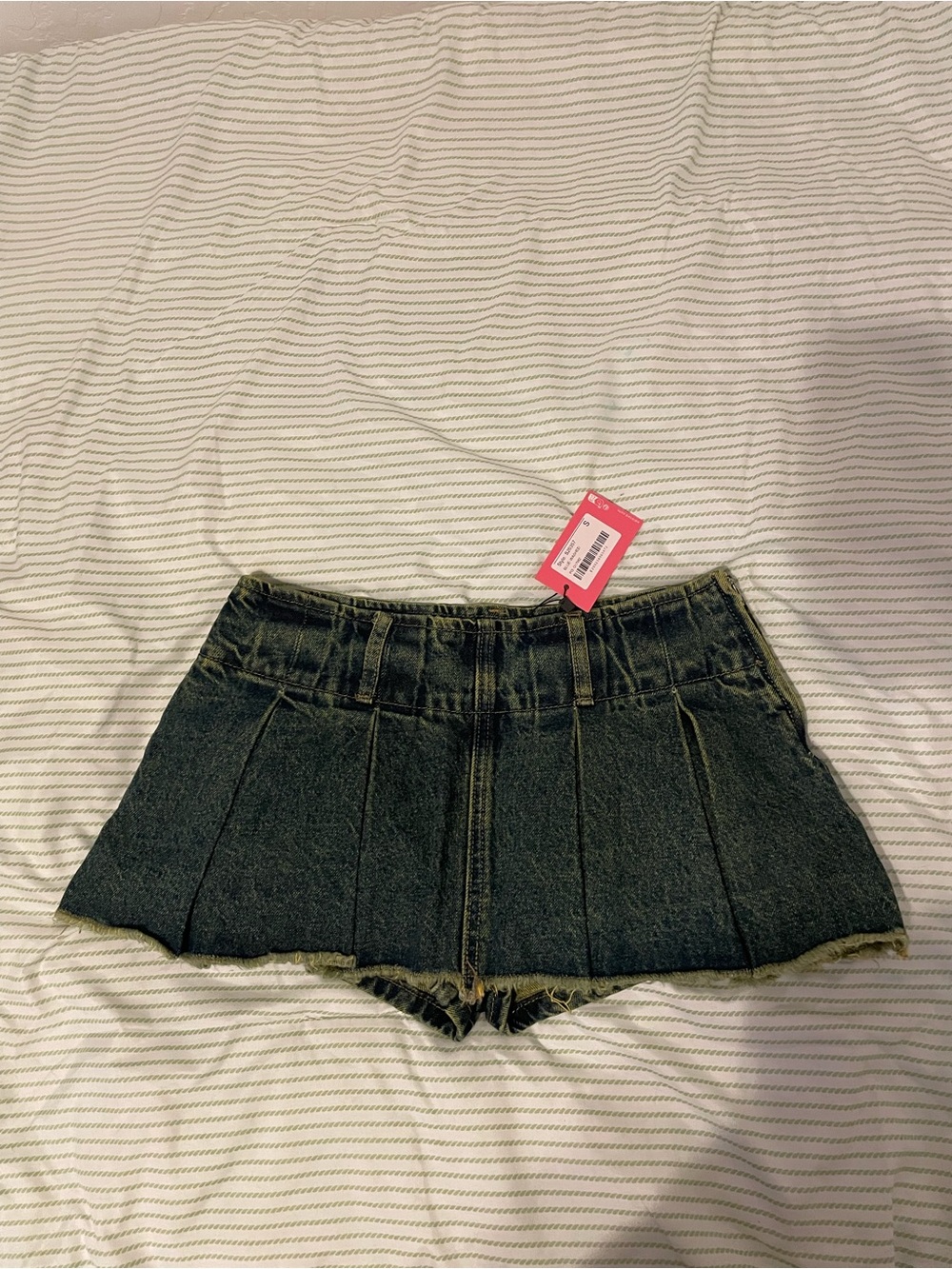 NWT Edikted Jean Skort Sz S